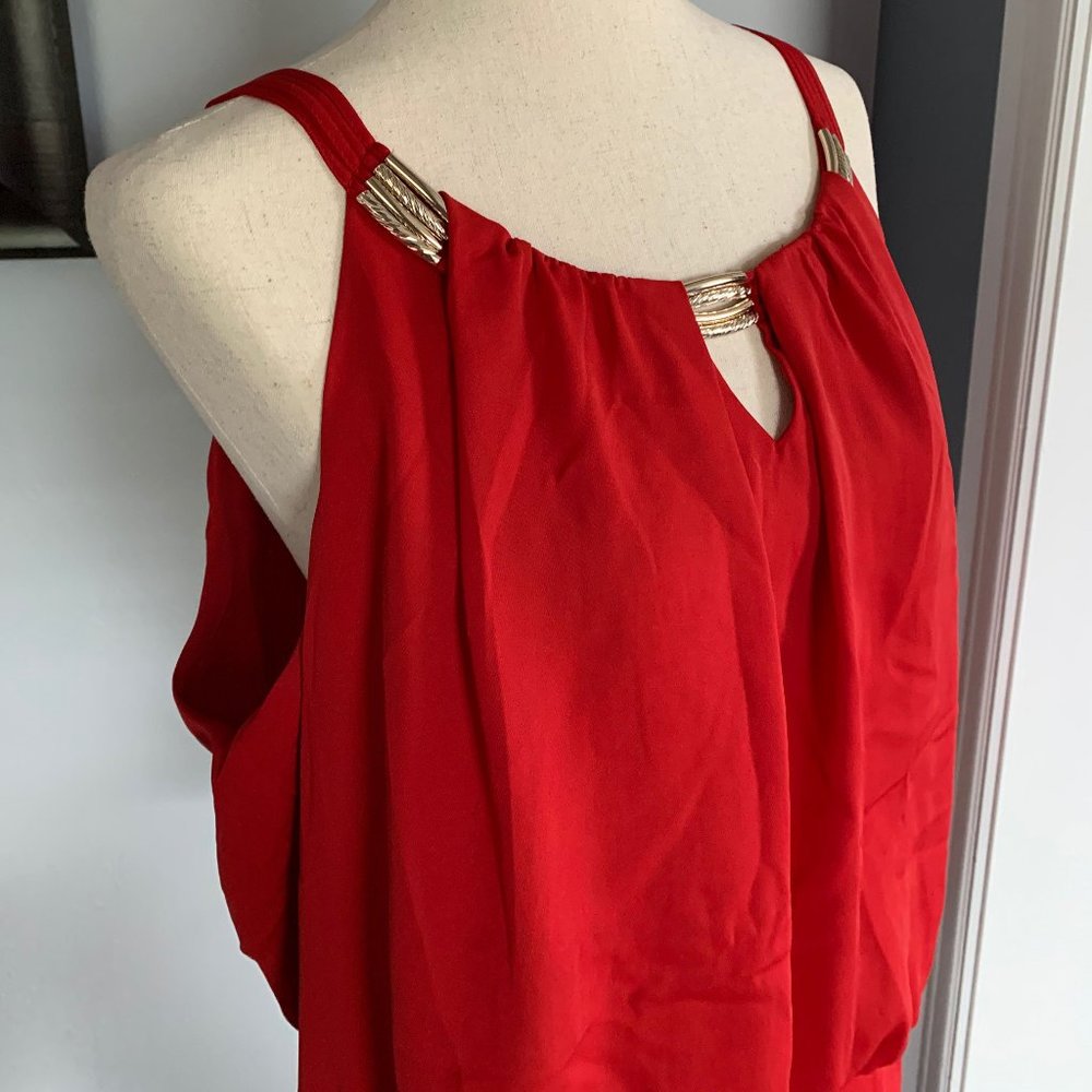 Fancy White House Black Market Sleeveless Blouse!